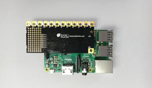 Pi-Cap forbinder Raspberry Pi med micro:bit